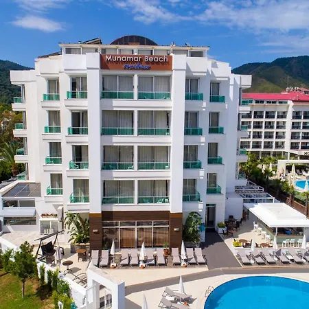 Munamar Beach Hotel 4*