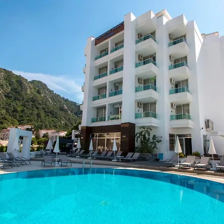 Munamar Beach Hotel