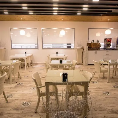 Munamar Beach Hotel