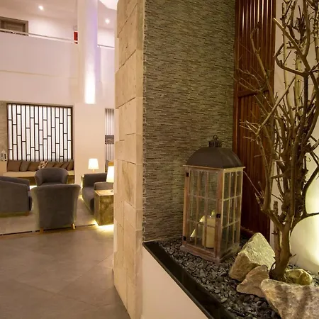Munamar Beach Hotel 4*