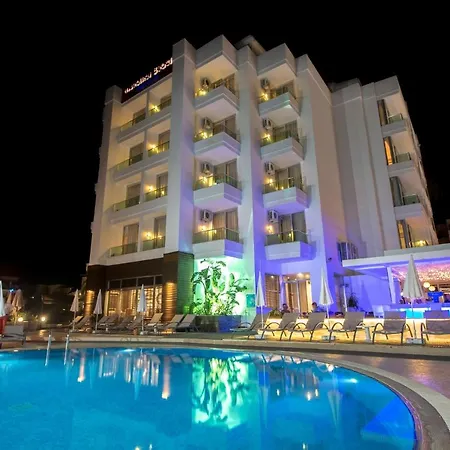 Munamar Beach İçmeler