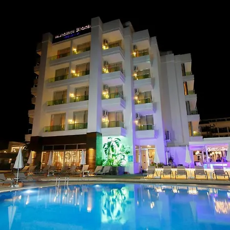 Munamar Beach Hotel