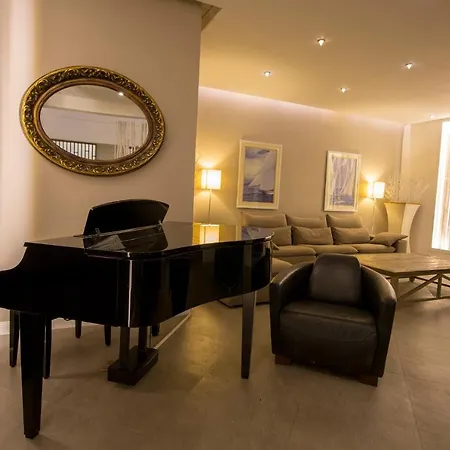 Munamar Beach Hotel
